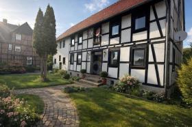 Casa plurifamiliar En venta en Habichtswald-Ehlen, Alemania Casa plurifamiliar En venta en Habichtswald-Ehlen, Alemania