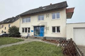 Casa multifamiliar À venda em Hiddenhausen-Herford, Alemanha Casa multifamiliar À venda em Hiddenhausen-Herford, Alemanha