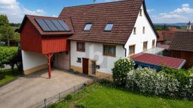 Bauernhaus Zu verkaufen in Hechingen, Deutschland Bauernhaus Zu verkaufen in Hechingen, Deutschland