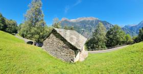 casa isolada À venda em Ludiano, Suíça casa isolada À venda em Ludiano, Suíça