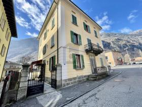 Mehrfamilienhaus Zu verkaufen in Bodio, Schweiz Mehrfamilienhaus Zu verkaufen in Bodio, Schweiz