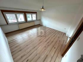 Dachgeschosswohnung Zu verkaufen in Marpingen-Sankt Wendel, Deutschland