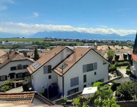 apartamento en planta alta En alquiler en Lonay, Suiza