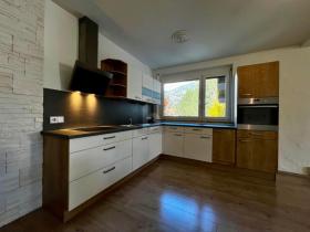 Floor Apartment For Sale in Saalfelden am Steinernen Meer, Austria Floor Apartment For Sale in Saalfelden am Steinernen Meer, Austria