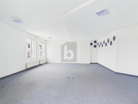 Kantoorruimte te huur in Dübendorf, Zwitserland Kantoorruimte te huur in Dübendorf, Zwitserland