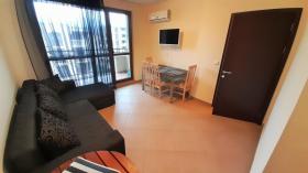 Apartman Na prodaju u Sunčana plaža-Kvadrat, Bugarska