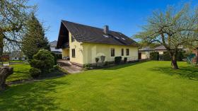 Casa plurifamiliar En venta en Gudensberg-Maden, Alemania