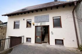 casa unifamiliare In vendita a Neulingen-Bauschlott, Germania