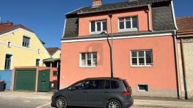 casa unifamiliare In vendita a Vienna Neustadt, Austria