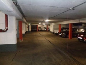 Garasje / Parkering  i Wien-Simmering, Austria
